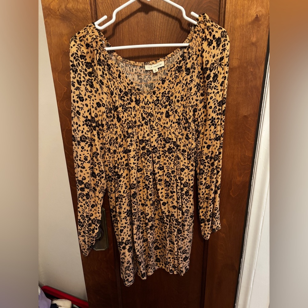 La Hearts Tan and Black Floral Long Sleeve Dress